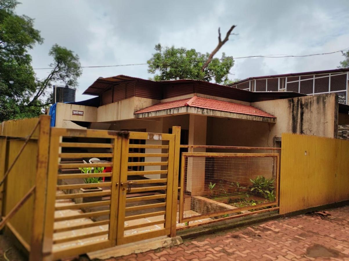 Nivritti Villa Matheran Exterior photo